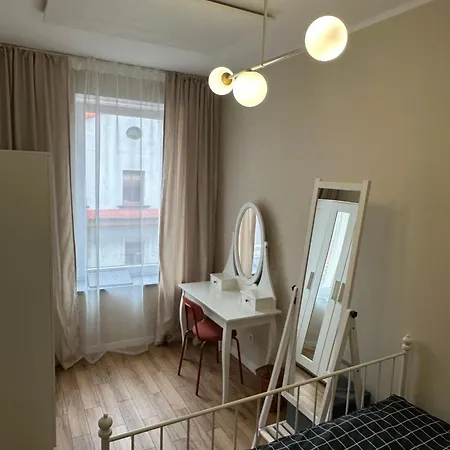 Appartement Piastow 12 *